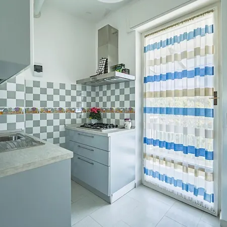 Seaview With A Terrace! Διαμέρισμα Σαν Ρέμο